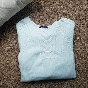ADORABLE soft sweater